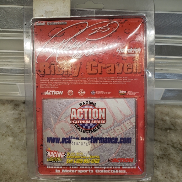 Ricky Craven 1/64 Scale #25 Budweiser 1997 Chevrolet Monte Carlo - Picture 10 of 10